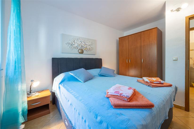 Apartment A2, for 3 persons