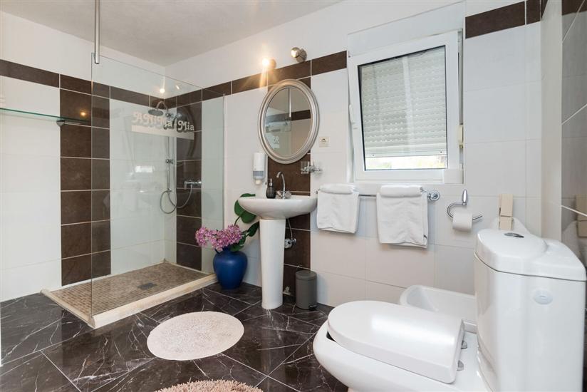 House K1, for 5 persons