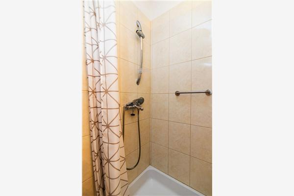 House K1, for 5 persons