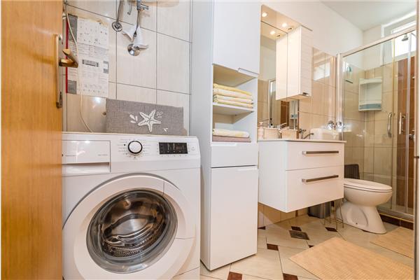 Apartment A1, for 6 persons