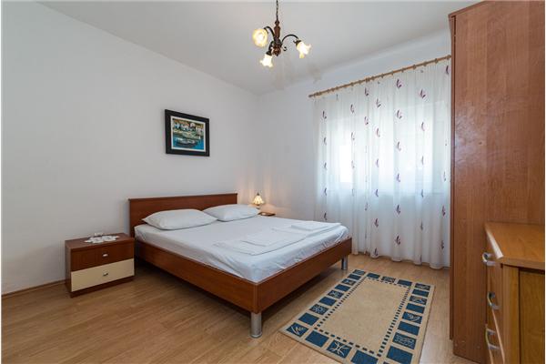 Apartment A1, for 6 persons