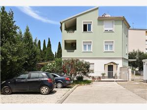 Apartment Karolina Pula, Size 60.00 m2, Airline distance to the sea 200 m