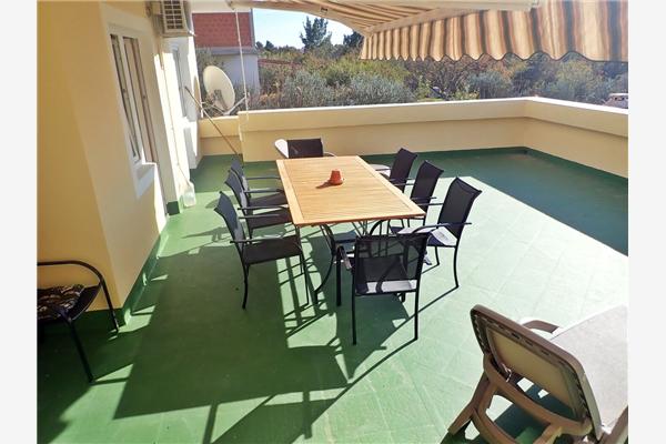 Apartment A1, for 8 persons