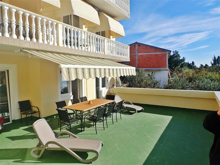 Apartment A1, for 8 persons