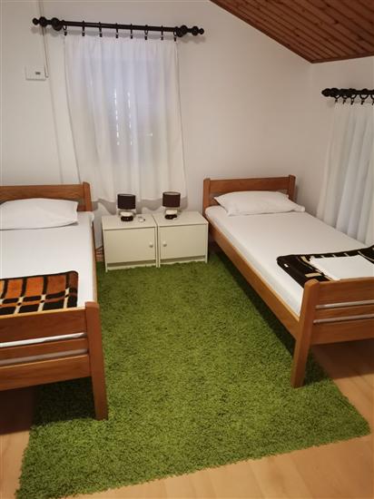 Apartment A1, for 6 persons