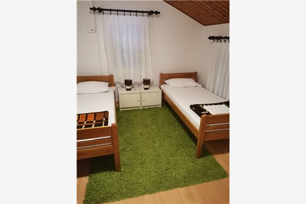 Apartment A1, for 6 persons