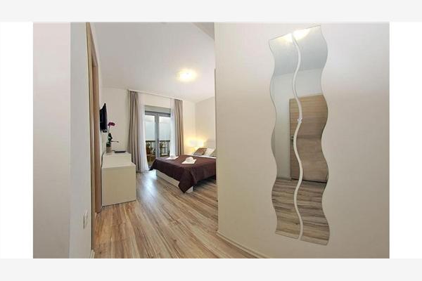 Room S6, for 2 persons