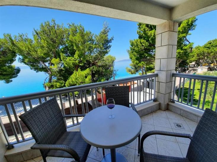 Apartment A1, for 6 persons