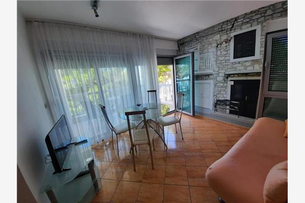 Apartment A1, for 6 persons