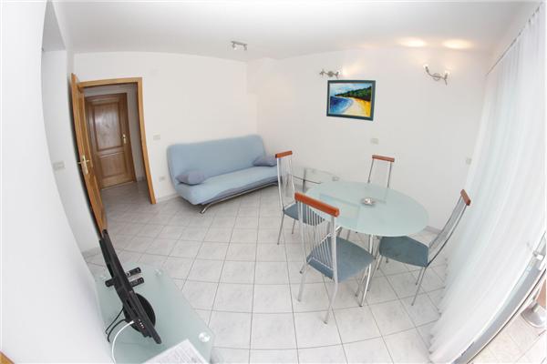 Apartment A3, for 6 persons