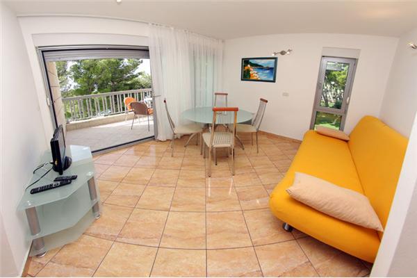 Apartment A4, for 6 persons