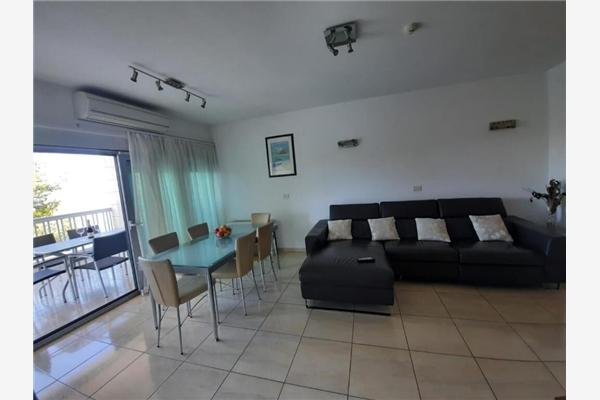 Apartment A5, for 8 persons