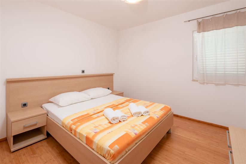 Apartment A6, for 5 persons