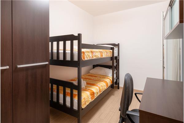 Apartment A8, for 5 persons