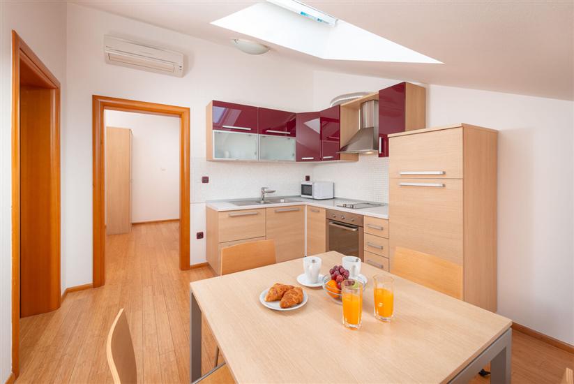 Apartment A10, for 4 persons