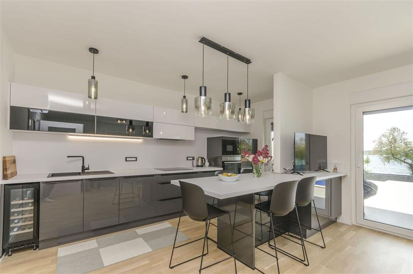 Apartment Adriatic with pool