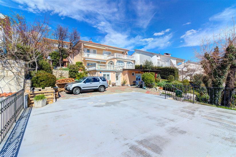 Apartmaji Dino & Toni