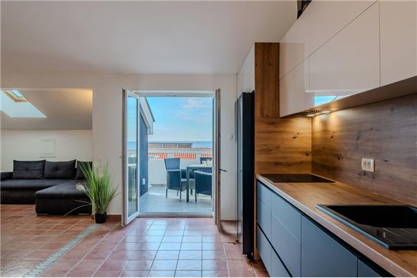 Apartment A1, for 8 persons