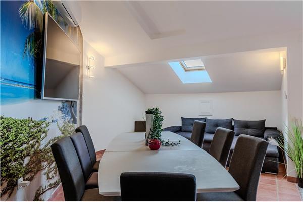 Apartment A1, for 8 persons