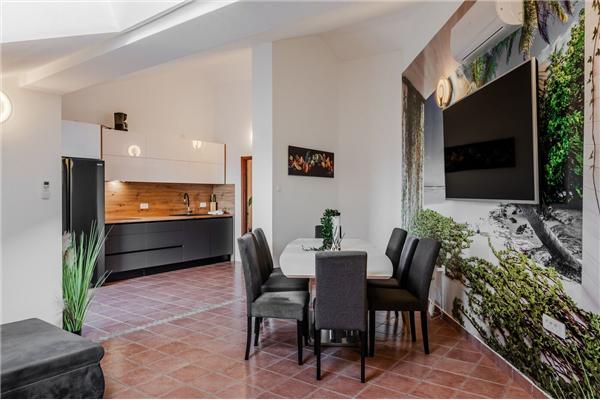 Apartment A1, for 8 persons