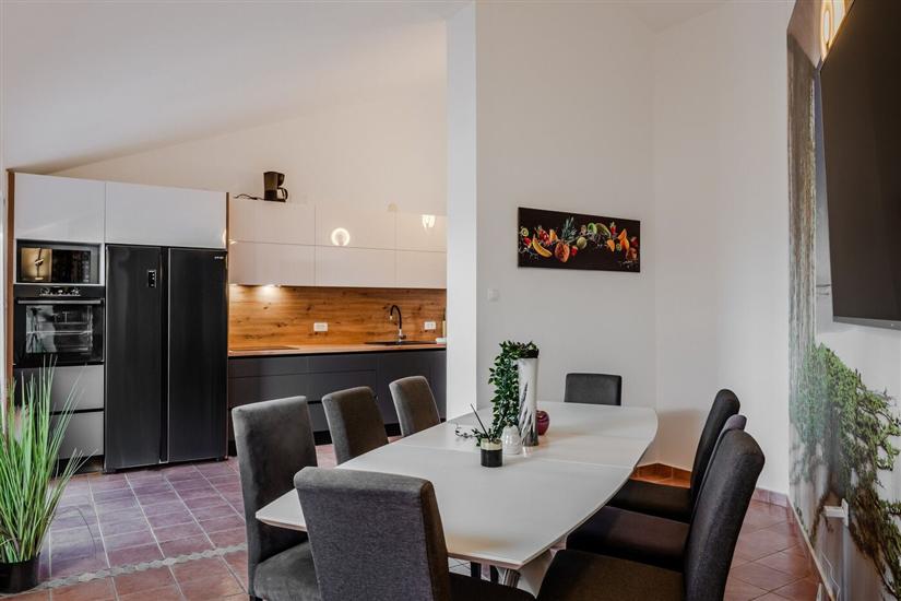 Apartment A1, for 8 persons