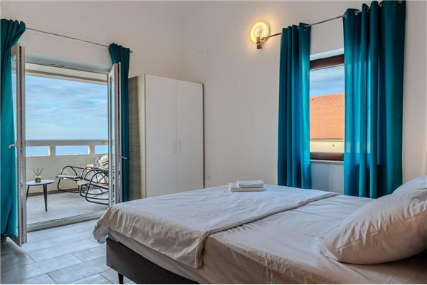 Apartment A1, for 8 persons