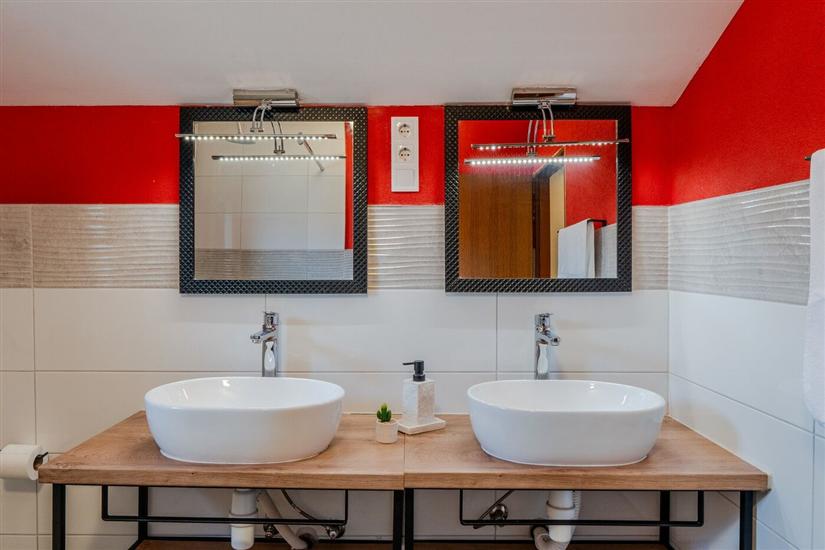 Apartment A1, for 8 persons