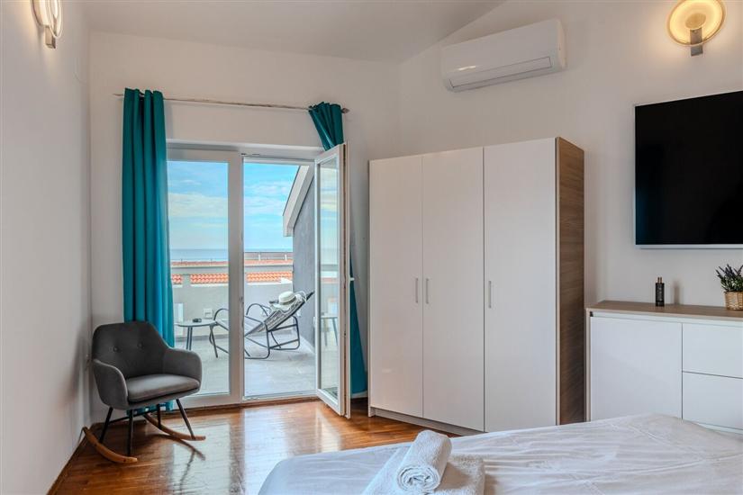 Apartment A1, for 8 persons