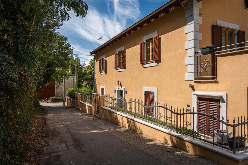 Apartments Four seasons