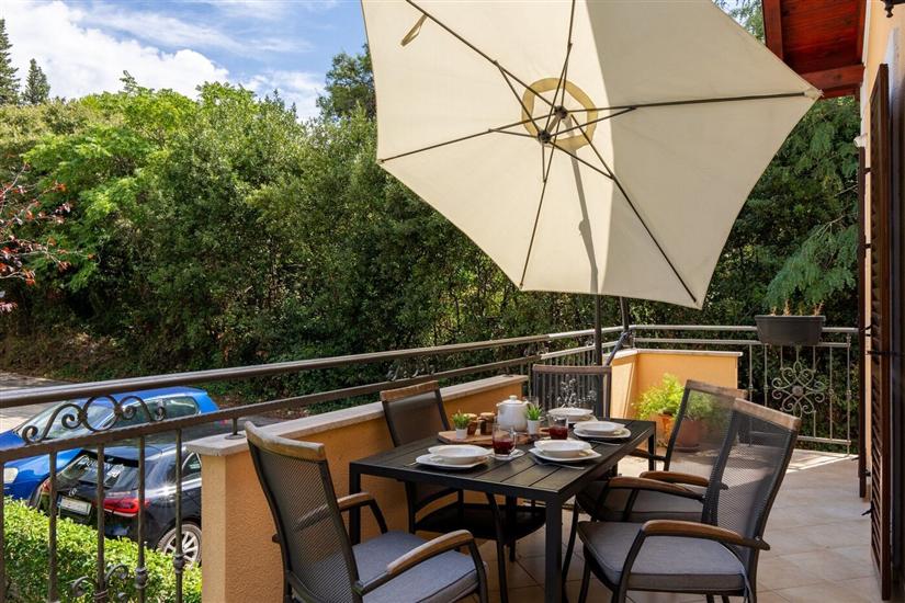 Apartment A2, for 5 persons