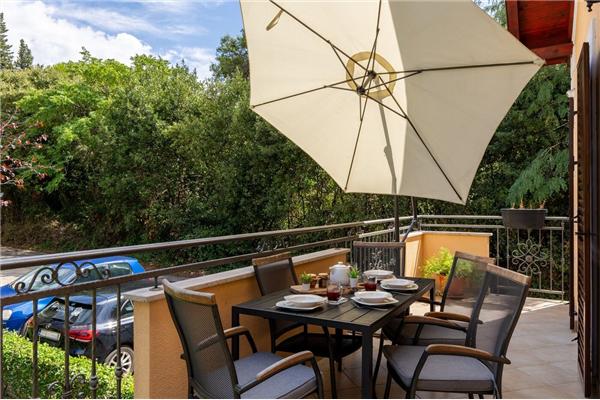 Apartment A2, for 5 persons