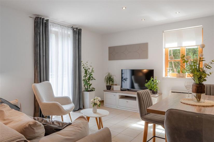 Apartment A2, for 5 persons