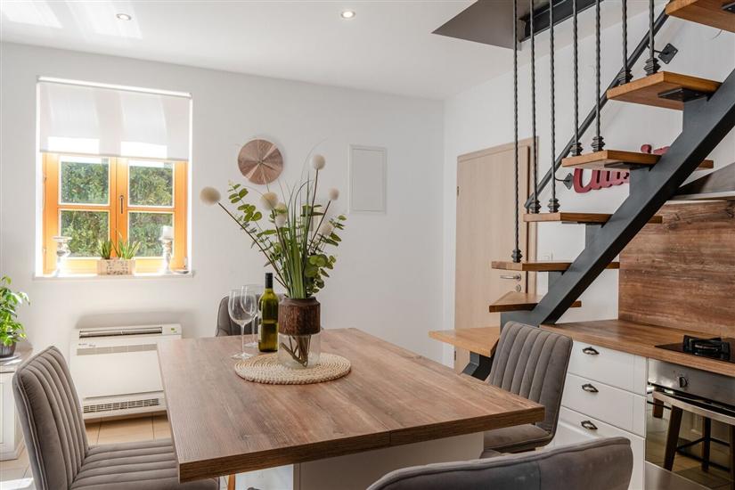 Apartment A2, for 5 persons