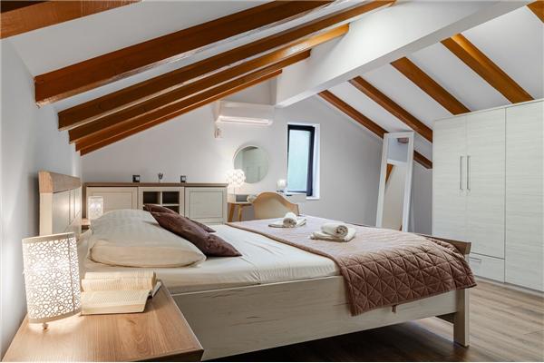 Apartment A2, for 5 persons