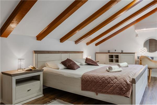 Apartment A2, for 5 persons