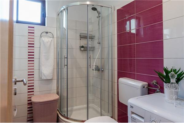 Apartment A2, for 5 persons