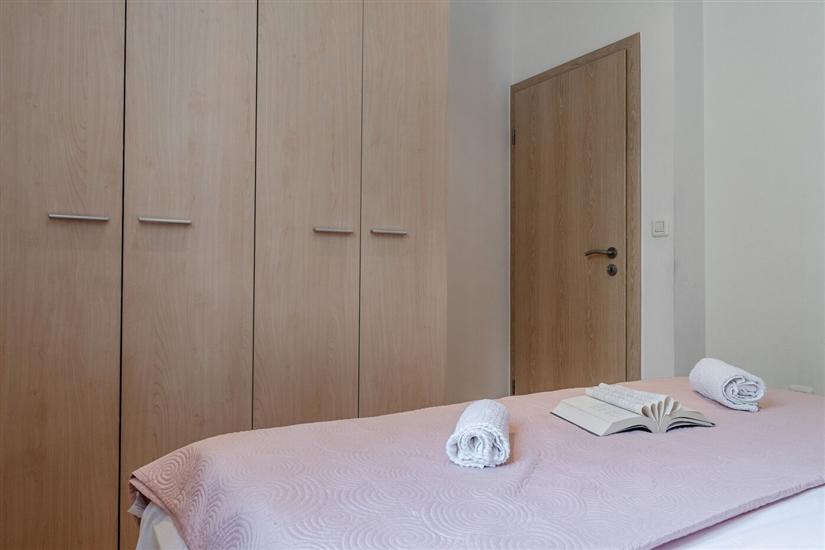 Apartment A2, for 5 persons