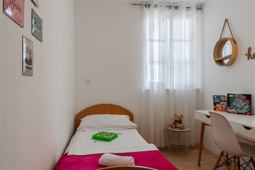 Apartment A2, for 5 persons