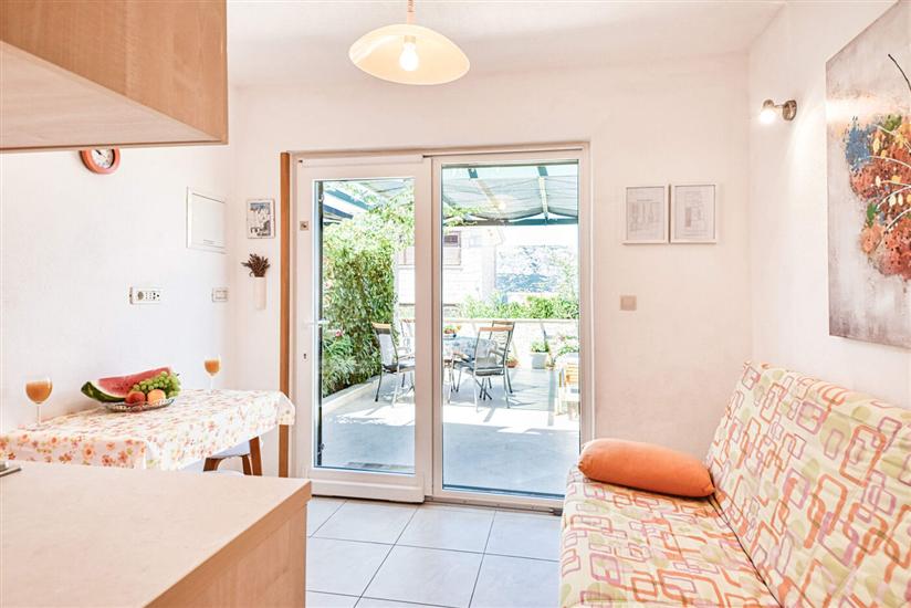 Apartment A1, for 3 persons