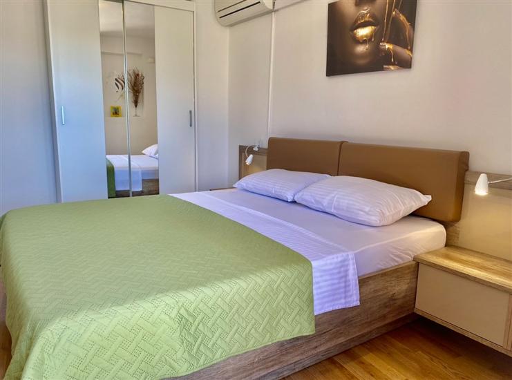 House K1, for 8 persons