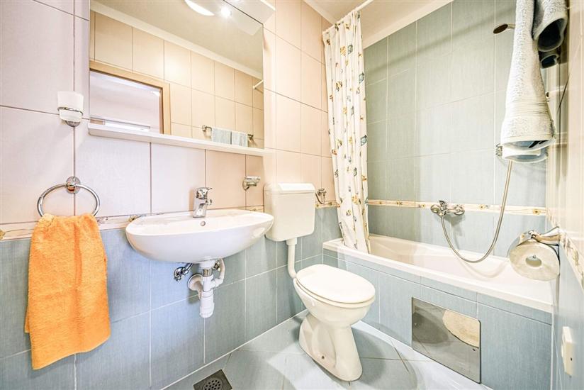 Apartment A1, for 3 persons