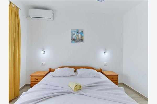 House K1, for 10 persons