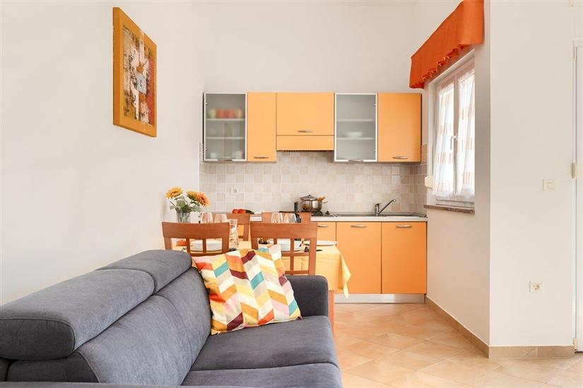 Apartment A4, for 4 persons
