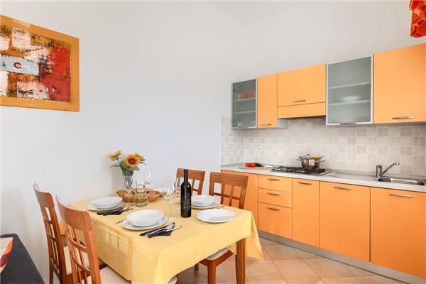 Apartment A4, for 4 persons