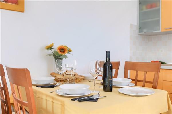 Apartment A4, for 4 persons