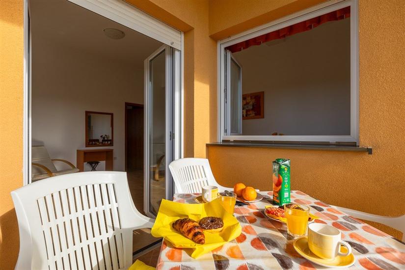 Apartment A4, for 4 persons