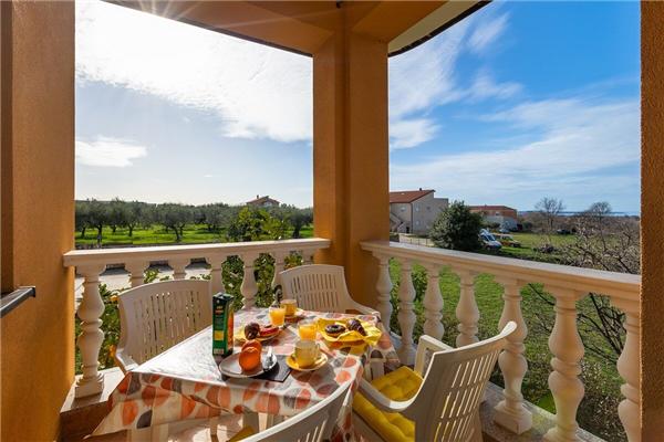 Apartment A4, for 4 persons