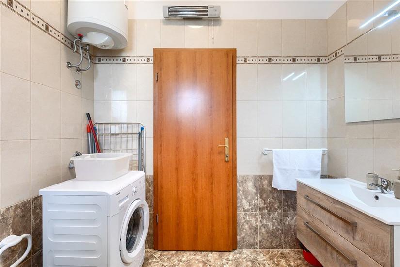 Apartment A5, for 4 persons