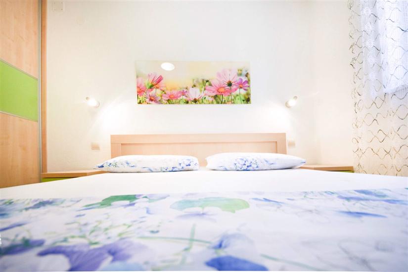 Apartment A2, for 3 persons