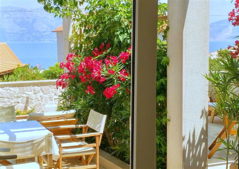 Apartment A2, for 3 persons